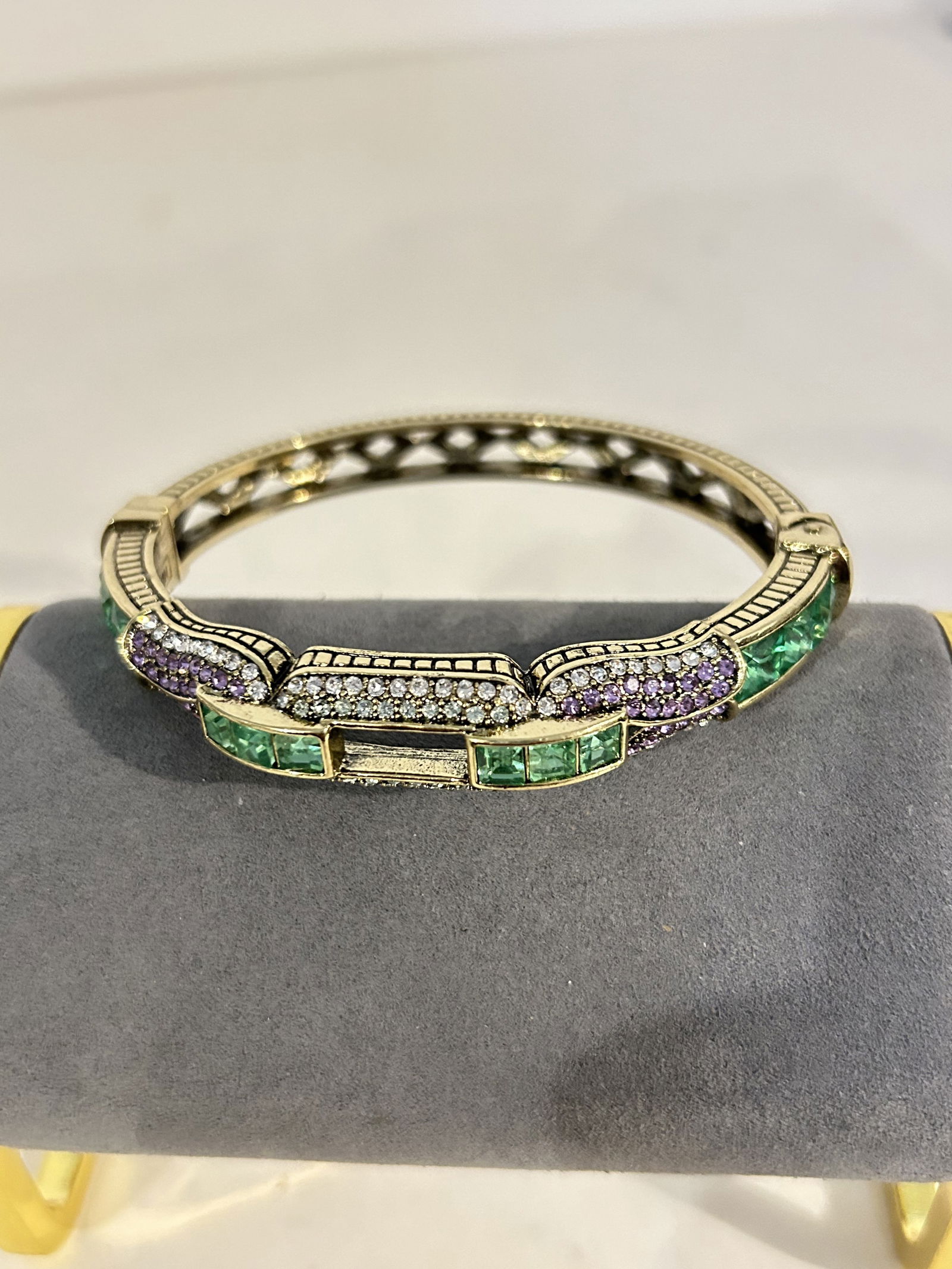 Vintage Heidi Daus Swarovski Crystal Hinged Bangle Bracelet (1 of 5)