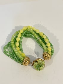 Vintage Green glass bead old Bracelet 7"