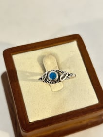 Vintage Sterling Silver Ring sz 8