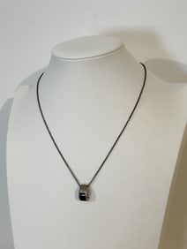 Vintage Sterling Silver onyx pendant Necklace 18"