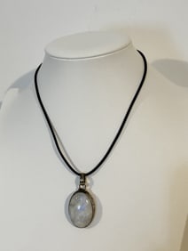 Vintage Sterling Silver white gemstone pendant Necklace 16"