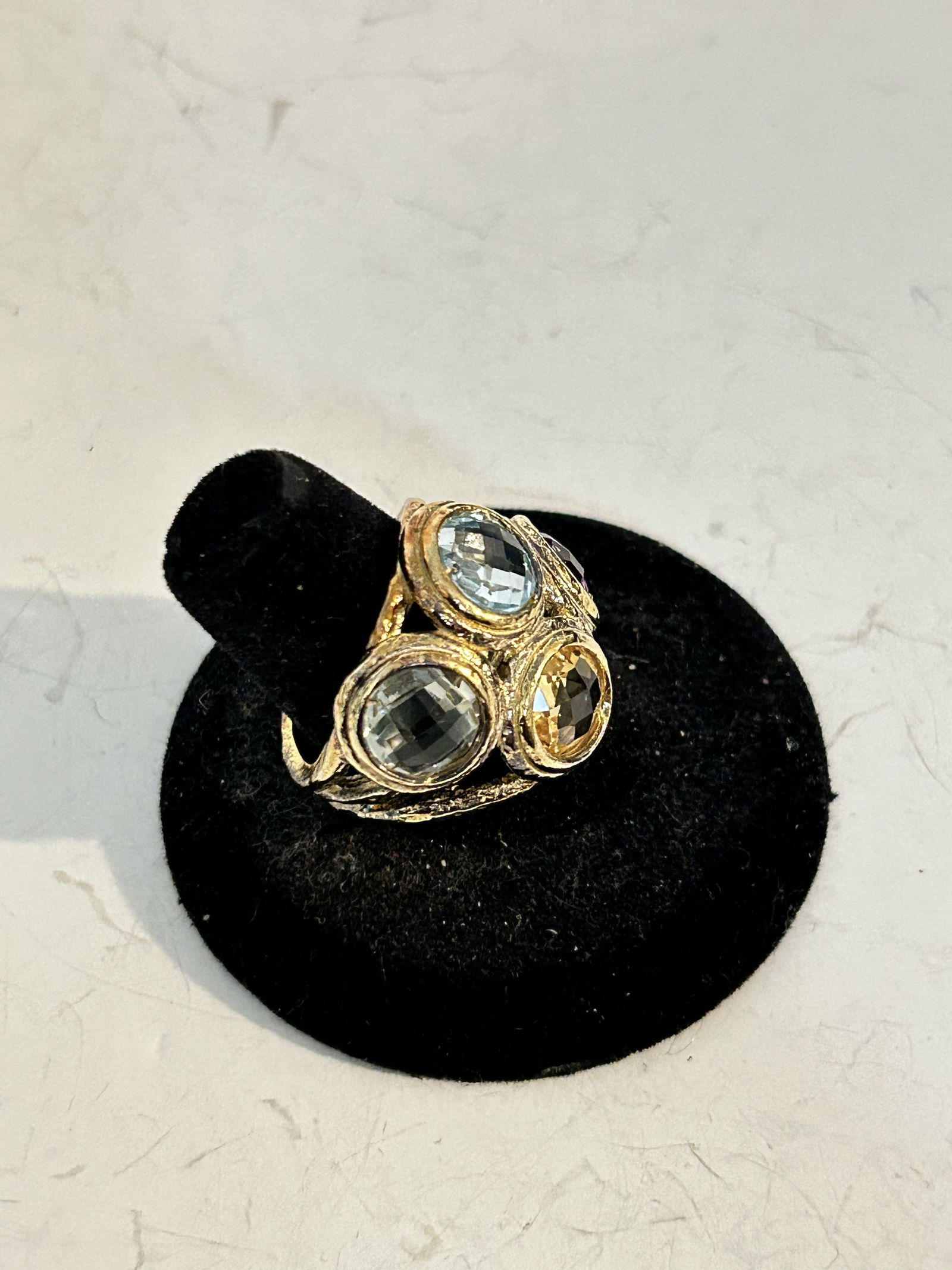 Vintage gemstone ring sz 8 (1 of 6)
