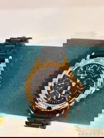 Armitron Now Women Gold Tone Vintage Watch works