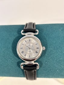 liz claiborne working quartz Watch