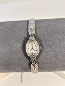 BULOVA Self Winding Men's 23 Jewels Watch gold filled works great