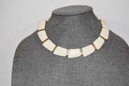 Vintage white enamel choker Necklace 11"
