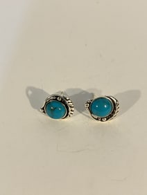 Vintage Carolyn Pollack Sterling Silver Turquoise post Earrings