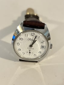 Perseo Vintage mech Watch Mens 17 Jewels Incabloc White Dial Date Swiss Made works great!!! Leather