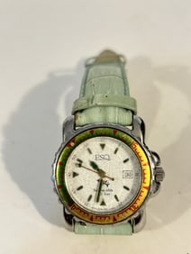 ESQ Submersible Watch green Swiss Quartz Esquire 330 Feet works great!!!