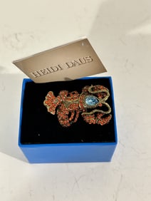 Gorgeous Signed HEIDI DAUS Lobster Crystal Statement Cocktail Ring Size 9
