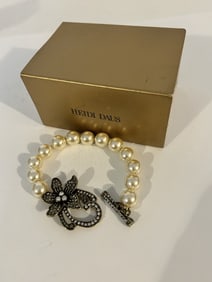 Heidi Daus Pearl Flower Bracelet Classy Swarovski Crystal Beaded New in Box
