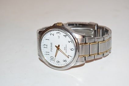 Men's PULSAR Two-Tone Stainless Steel Watch, VJ42-X053 works great!!!