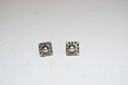 Vintage Sterling Silver marcasite post earrings