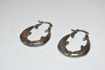 vintage sterling silver dolphine hoop earrings