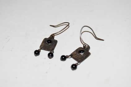 Vintage Sterling Silver southwest onyx dangle earrings