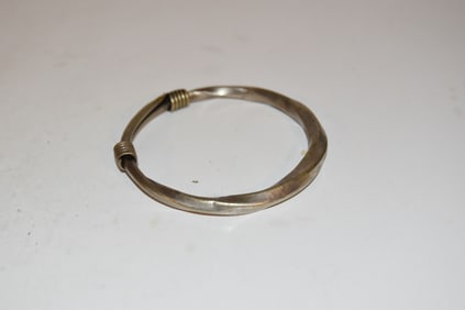 Vintage metal Bracelet 7"