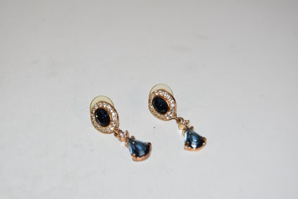 Vintage Roman Gold Tone Blue Topaz Rhinestone pierced Earring