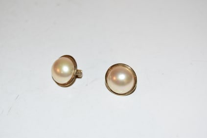 Vintage Sterling Silver vermeal pearl earrings