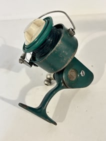 Vtg Penn Reel Spinfisher Greenie Spinning Fishing Saltwater Reel Nice missing emblem