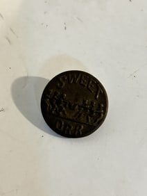 Antique Vintage Sweet Orr Workwear Clothing Embossed Brass Tug of War Button