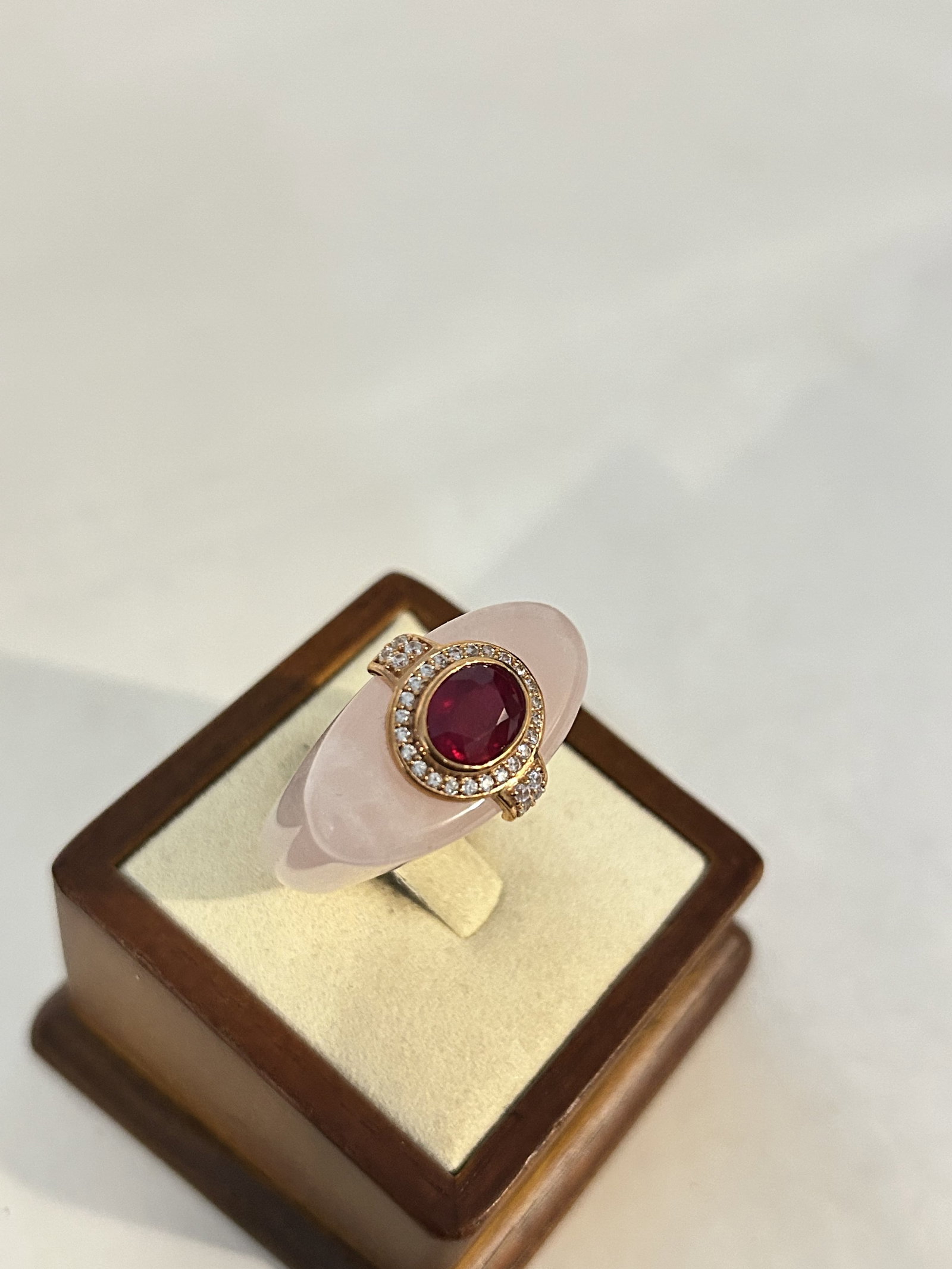 Vintage pink Amethyst Ruby red Ring nice!! 8" (1 of 5)