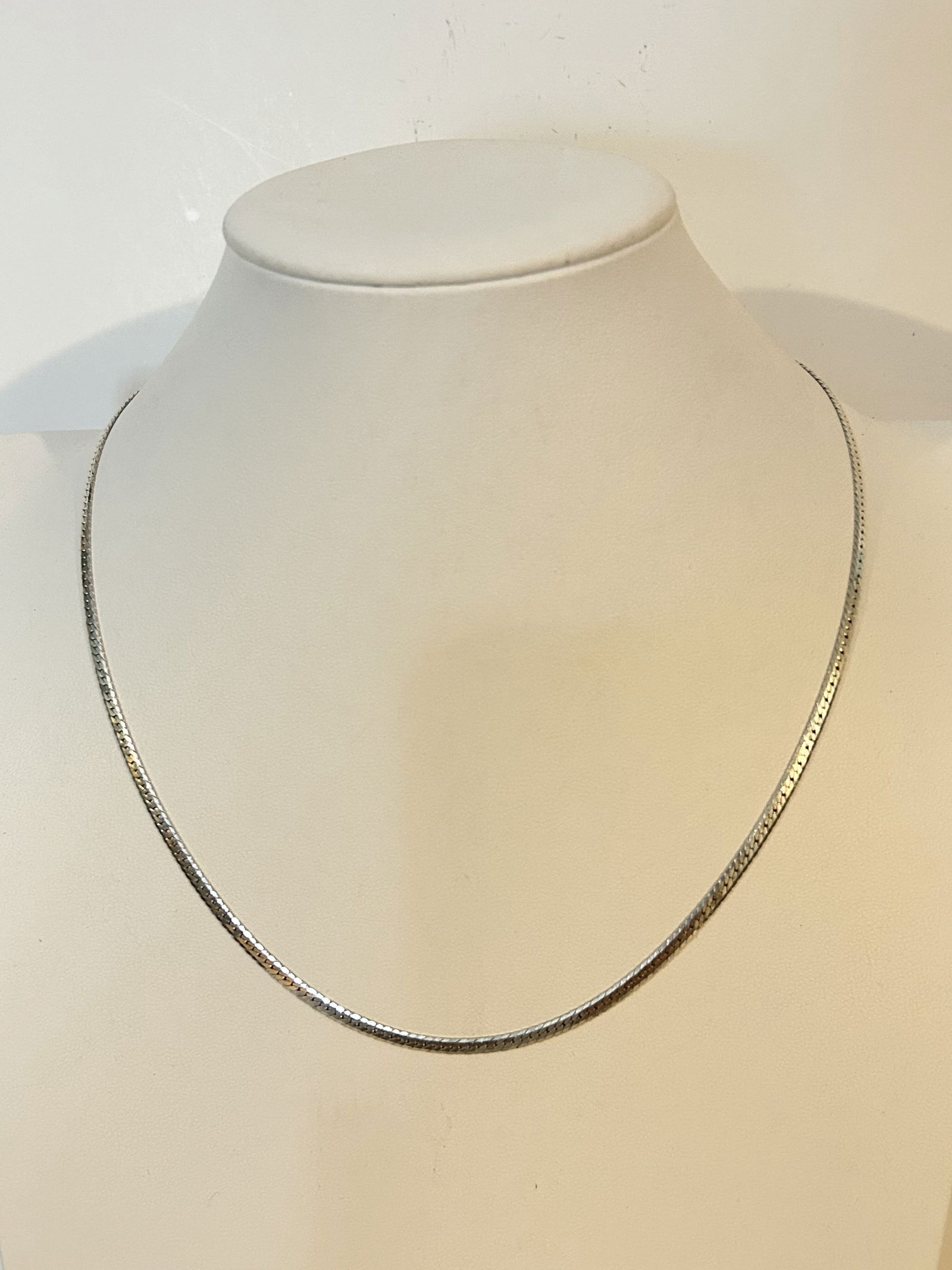 Vintage Sterling Silver Necklace sz 19" (1 of 5)
