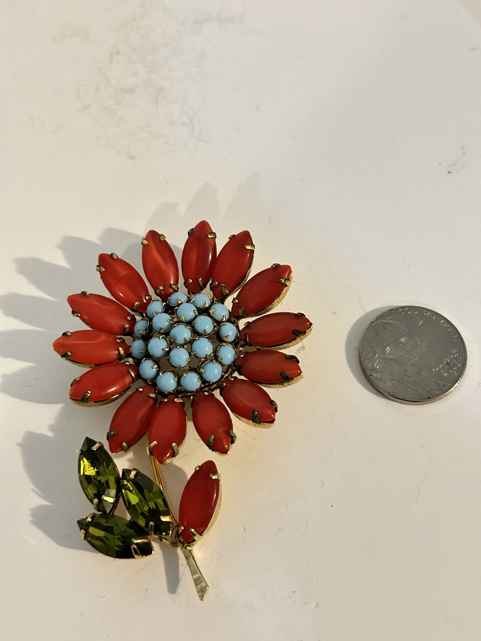Schreiner New York Flower Brooch Signed Vintage A Rare Color Beauty: Schreiner New York Flower Brooch Signed Vintage A Rare Color Beauty Please view all photos as they are part of the description and condition of this Item, Feel free to contact me with questions or pic