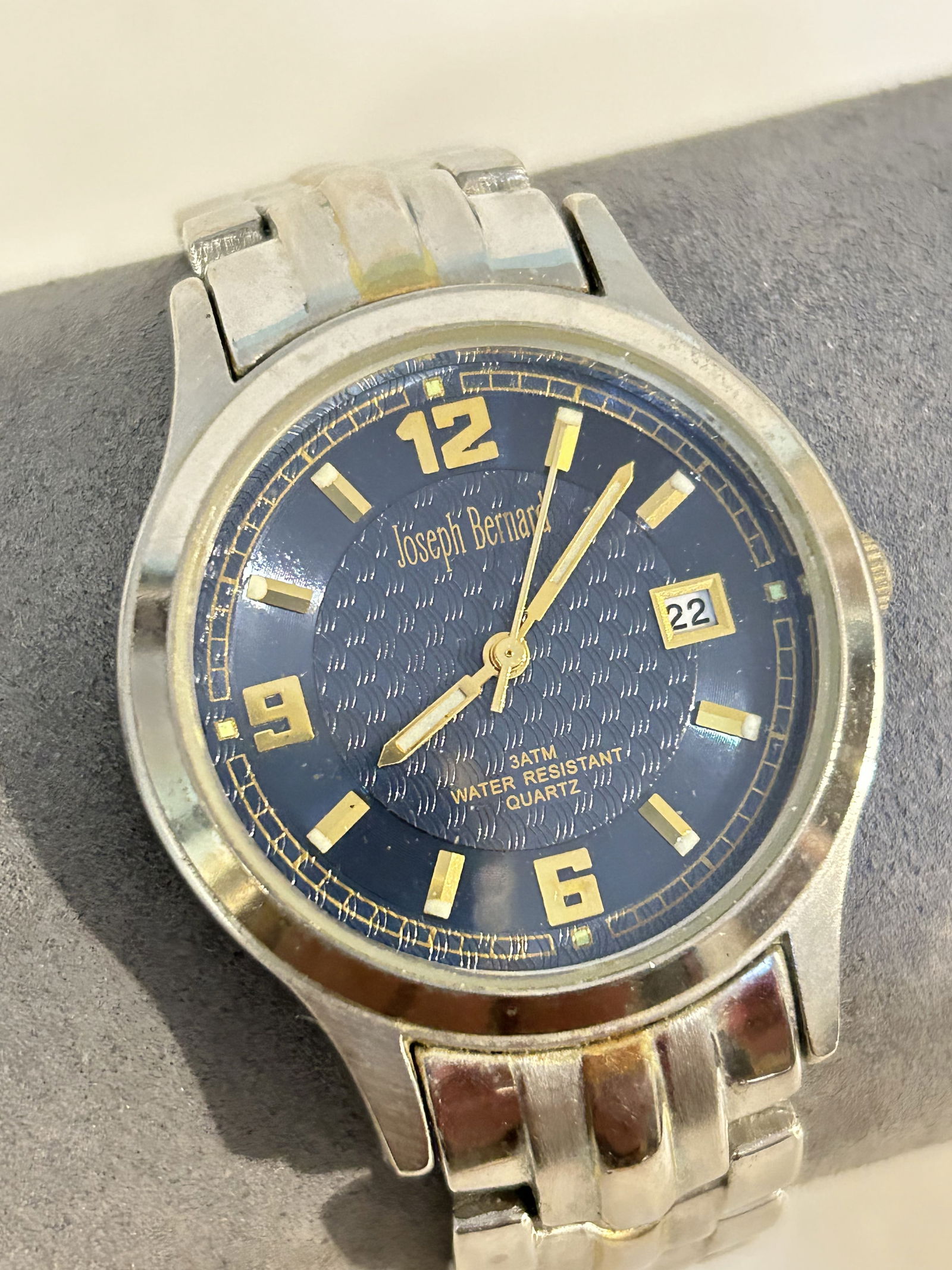 Joseph Bernard Men’s Watch. Japan Movt. Water Resistant works great!!!: Joseph Bernard Men’s Watch. Japan Movt. Water Resistant works great!!! Please view all photos as they are part of the description and condition of this Item, Feel free to contact me with questions o