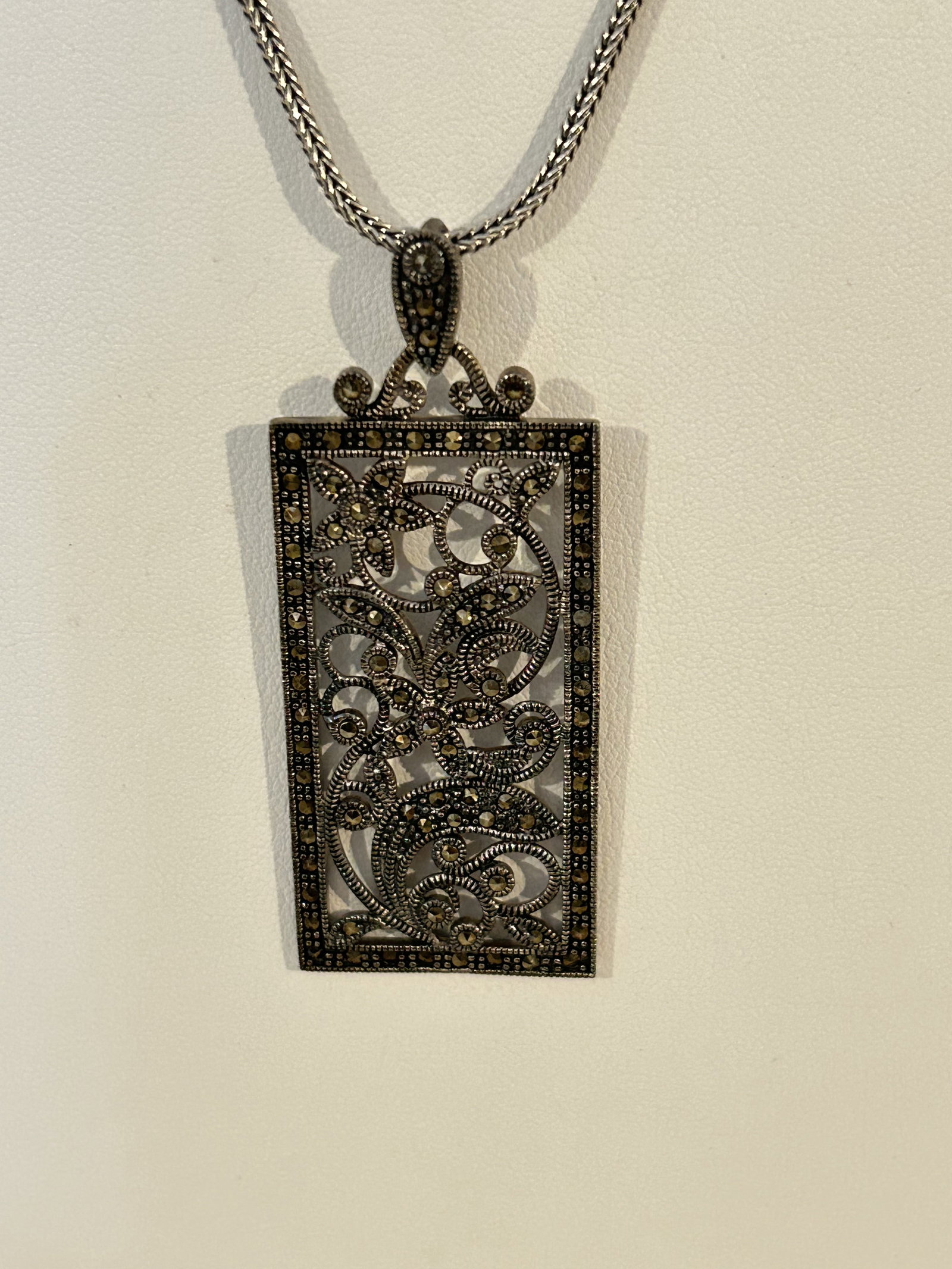 Vintage sterling silver large marcasite floral pendant necklace 24": Vintage sterling silver large marcasite floral pendant necklace 24" Please view all photos as they are part of the description and condition of this Item, Feel free to contact me with questions or pic