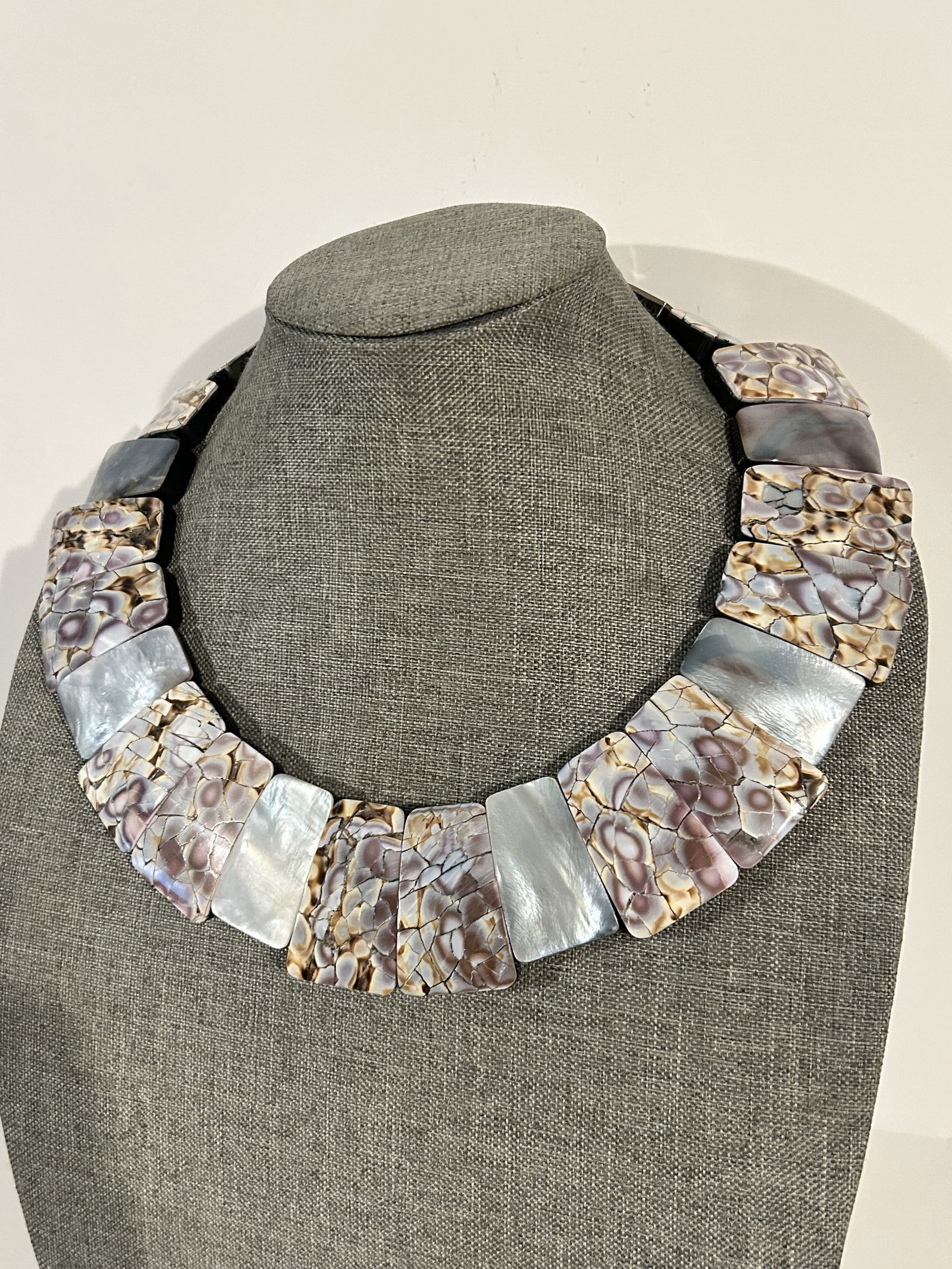 Viktoria Hayman Choker Mother of pearl Statement Necklace Runway Abalone new (1 of 5)