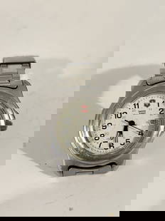 Victorinox Swiss Army Brand Cavalry Watch Unisex Retro Vintage Classic works: Victorinox Swiss Army Brand Cavalry Watch Unisex Retro Vintage Classic works Please view all photos as they are part of the description and condition of this Item, Feel free to contact me with questio
