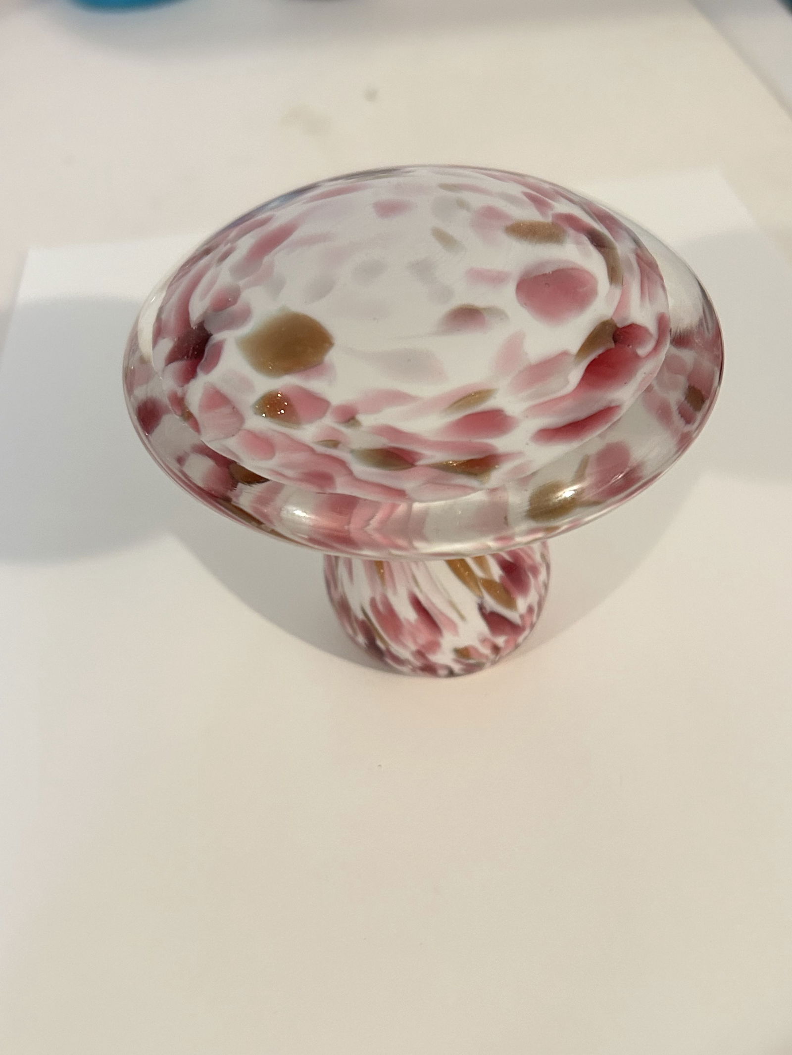 Vintage Glass Pink Mushroom Paperweight 3" (1 of 5)