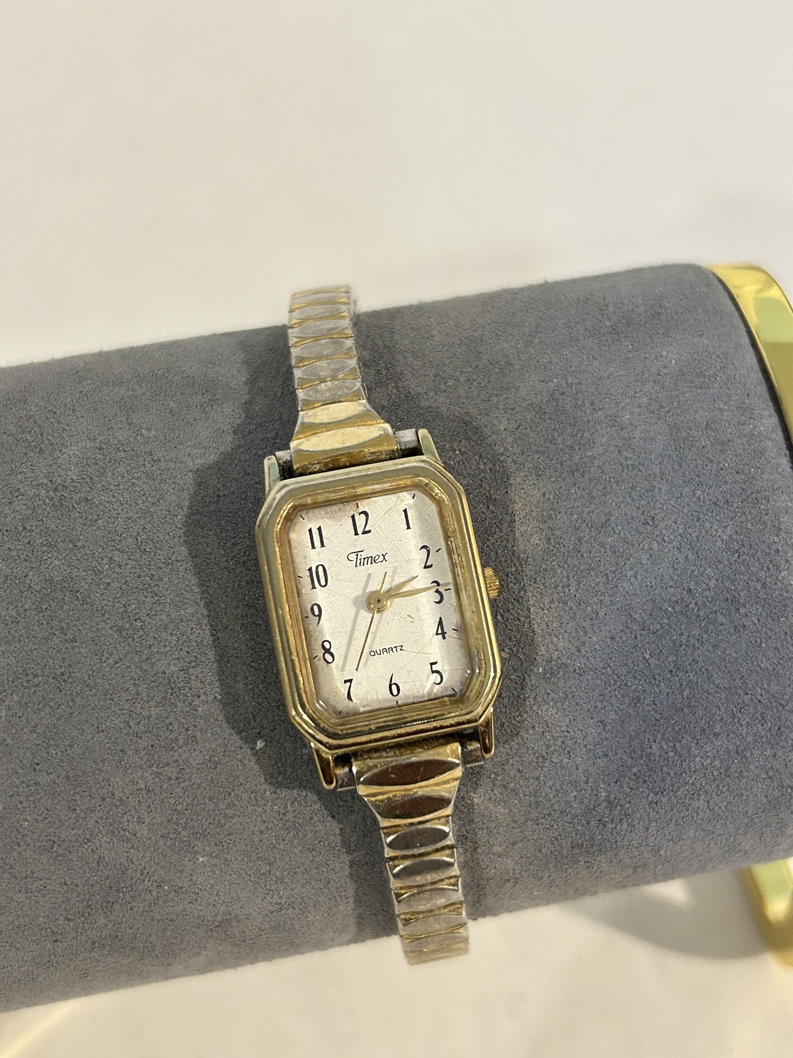 Vintage Timex quartz working Watch (1 of 4)