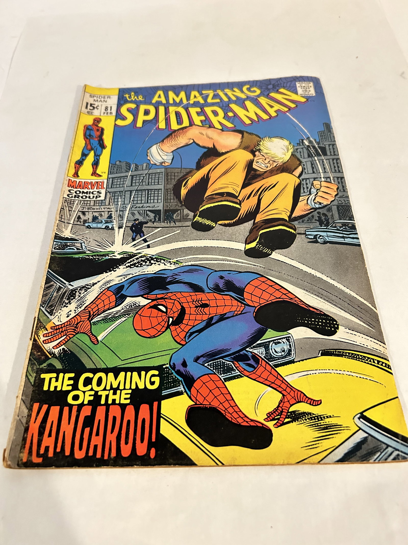 Amazing Spider-Man #81 First Kangaroo John Buscema Art 1970: Amazing Spider-Man #81 First Kangaroo John Buscema Art 1970 Please view all photos as they are part of the description and condition of this Item, Feel free to contact me with questions or picture req