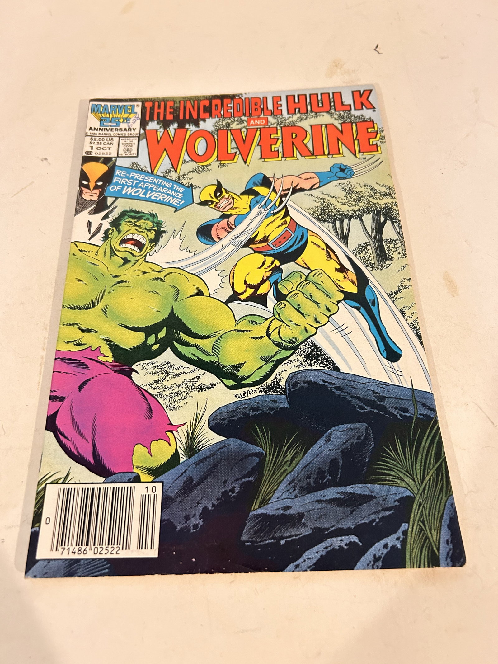 Incredible Hulk And Wolverine #1 Wrap Around Cover John Byrne: Incredible Hulk And Wolverine #1 Wrap Around Cover John Byrne Please view all photos as they are part of the description and condition of this Item, Feel free to contact me with questions or picture r