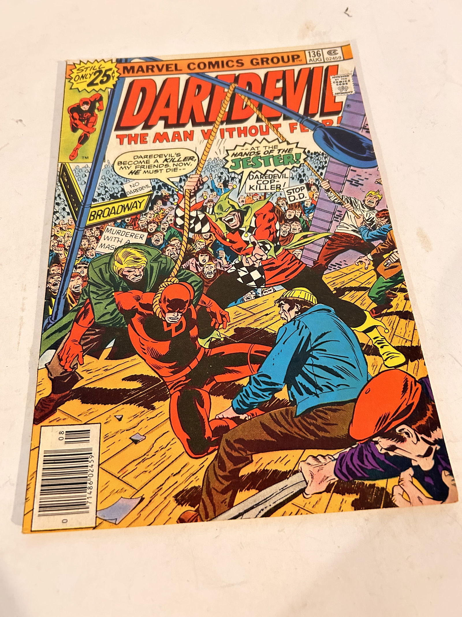 Daredevil #136 Marvel 1976 The Jester cover (1 of 3)