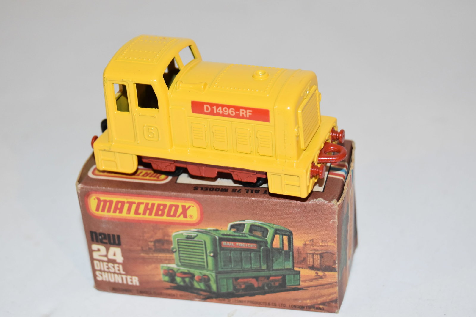 Vintage Match Box Car with box DIESEL SHUNTER #24: Vintage Match Box Car with box DIESEL SHUNTER #24 Please view all photos as they are part of the description and condition of this Item, Feel free to contact me with questions or picture requests! Use