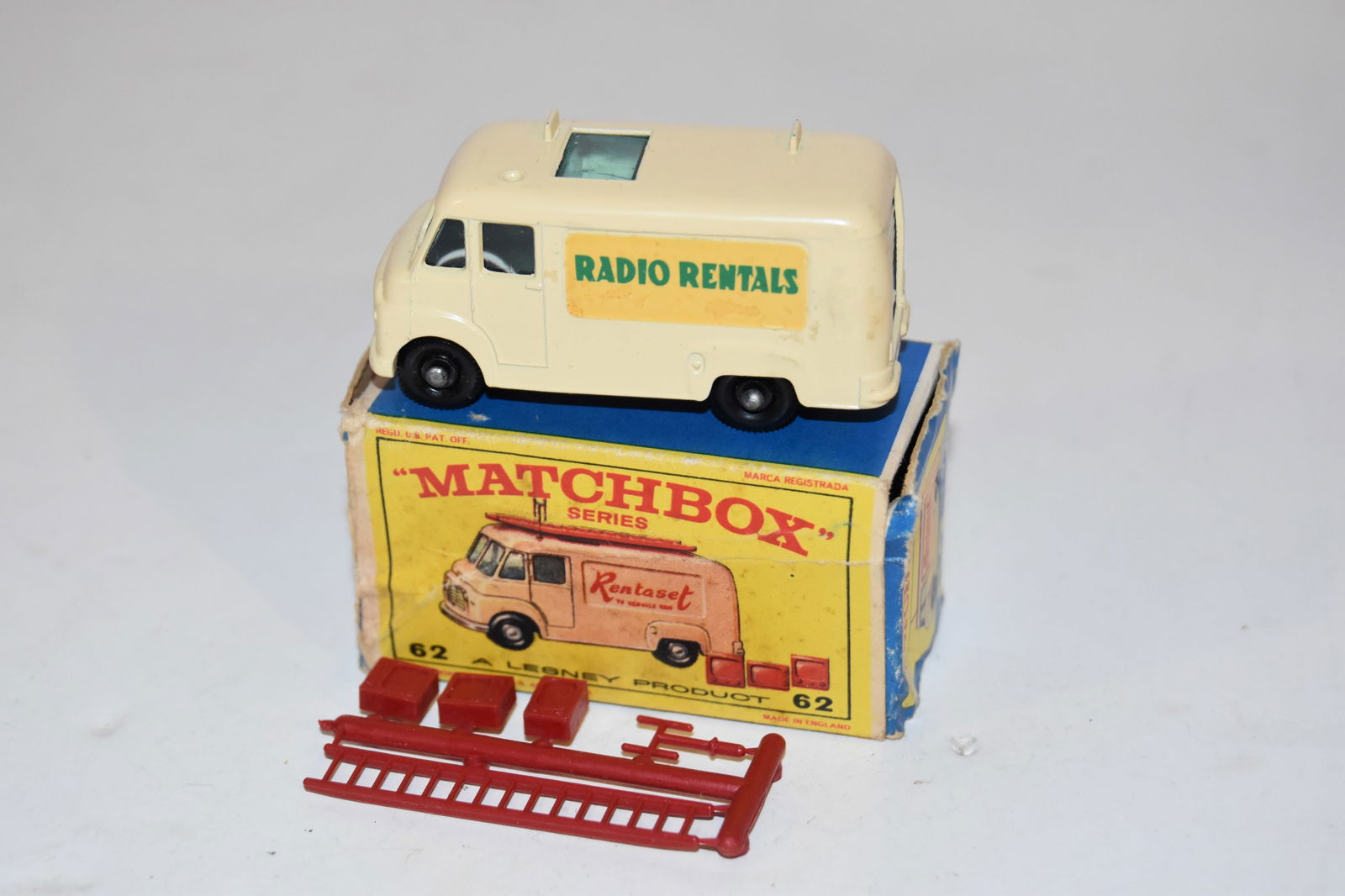 Vintage Match Box Car with box TV SERVICE VAN #62 (1 of 4)