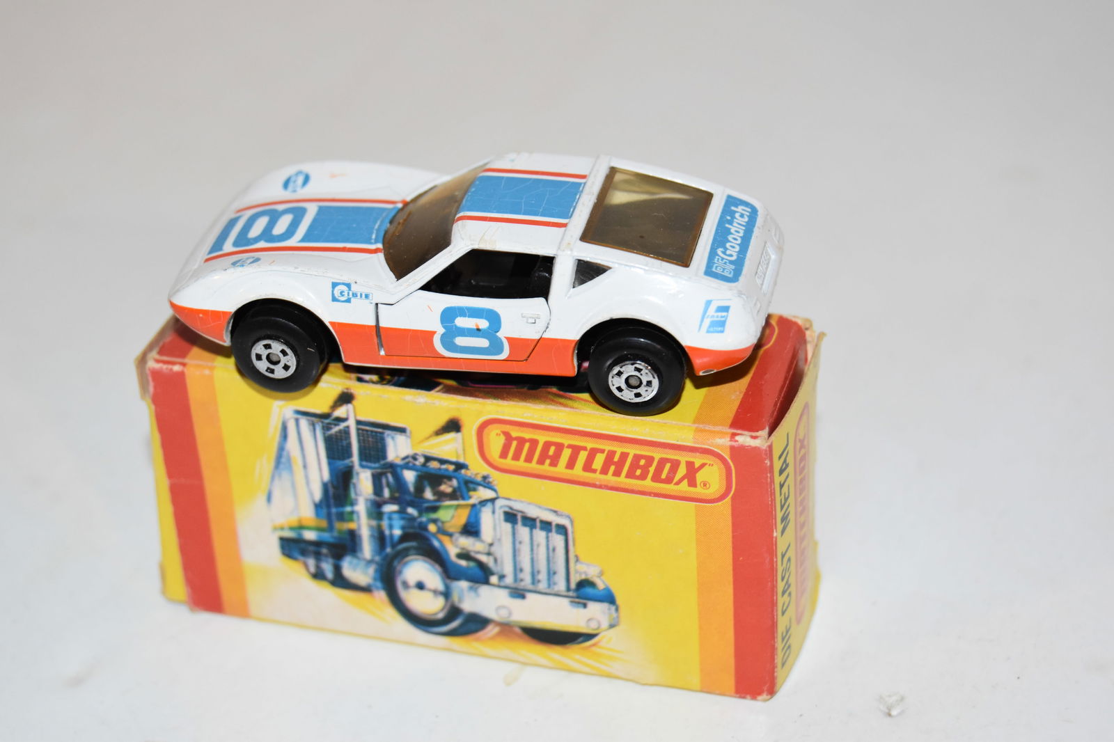 No. 14 Matchbox Rallye Royale 1973 Lesney Die Cast: No. 14 Matchbox Rallye Royale 1973 Lesney Die Cast Please view all photos as they are part of the description and condition of this Item, Feel free to contact me with questions or picture requests! Us