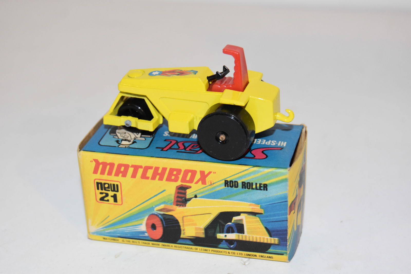 Vintage Match Box Car with box ROD ROLLER #21 (1 of 4)