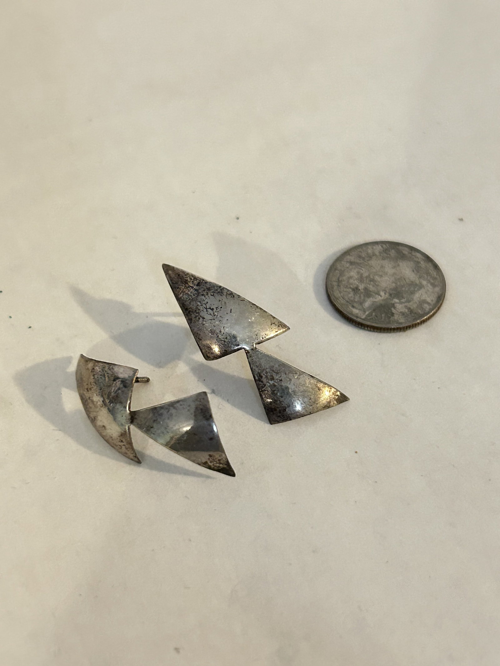Vintage sterling silver post earrings: Vintage sterling silver post earrings Please view all photos as they are part of the description and condition of this Item, Feel free to contact me with questions or picture requests! Used Item AS IS