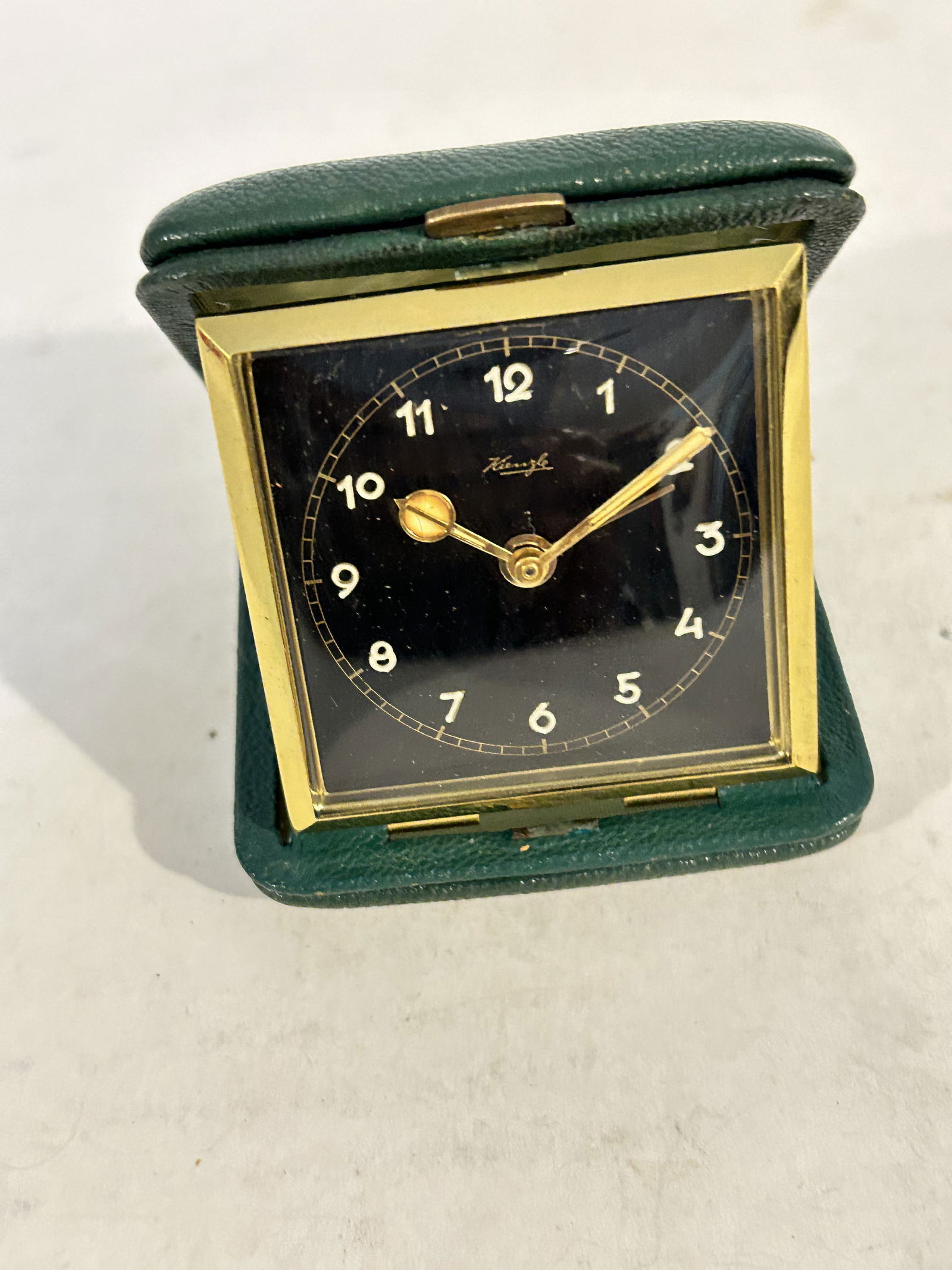 Vintage Travelers working Alarm Clock (1 of 5)