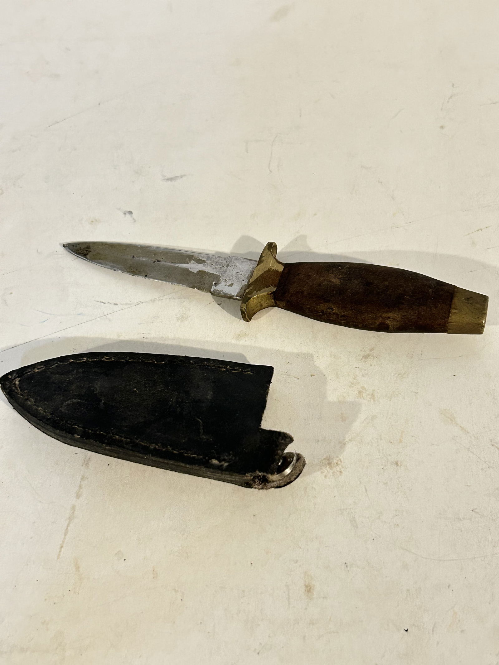 Vintage boot knife (1 of 4)