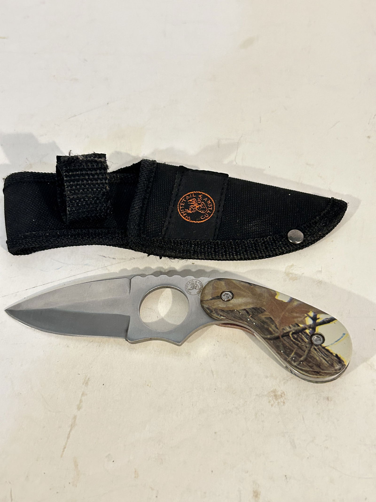 Whitetail Cutlery Deer Skinner Knife 6" Camo (1 of 4)