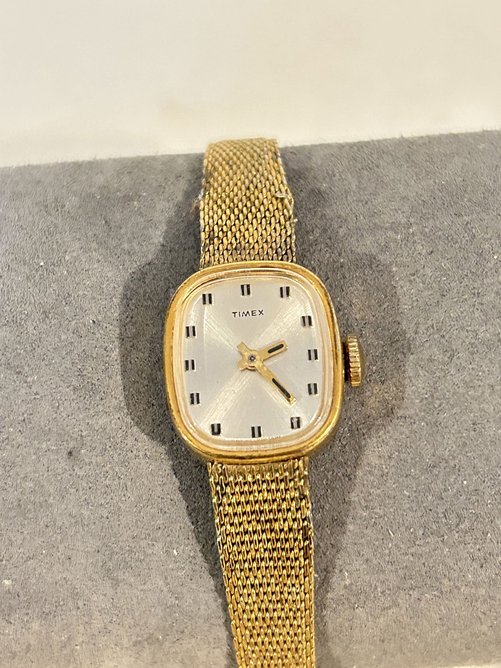 Vintage Timex mech working Watch (1 of 5)