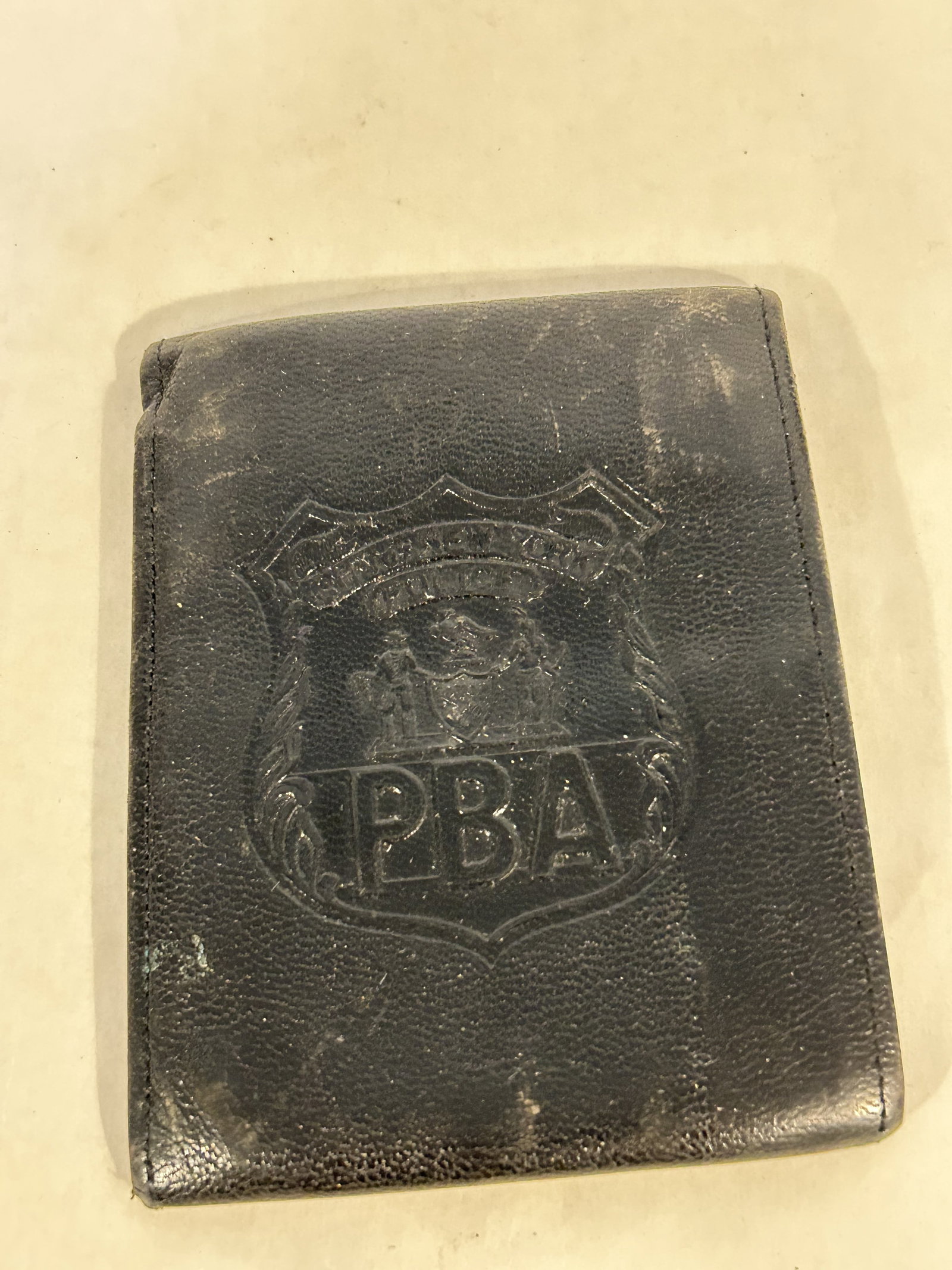 Vintage City Of New York Police Wallet PBA: Vintage City Of New York Police Wallet PBA Please view all photos as they are part of the description and condition of this Item, Feel free to contact me with questions or picture requests! Used Item 