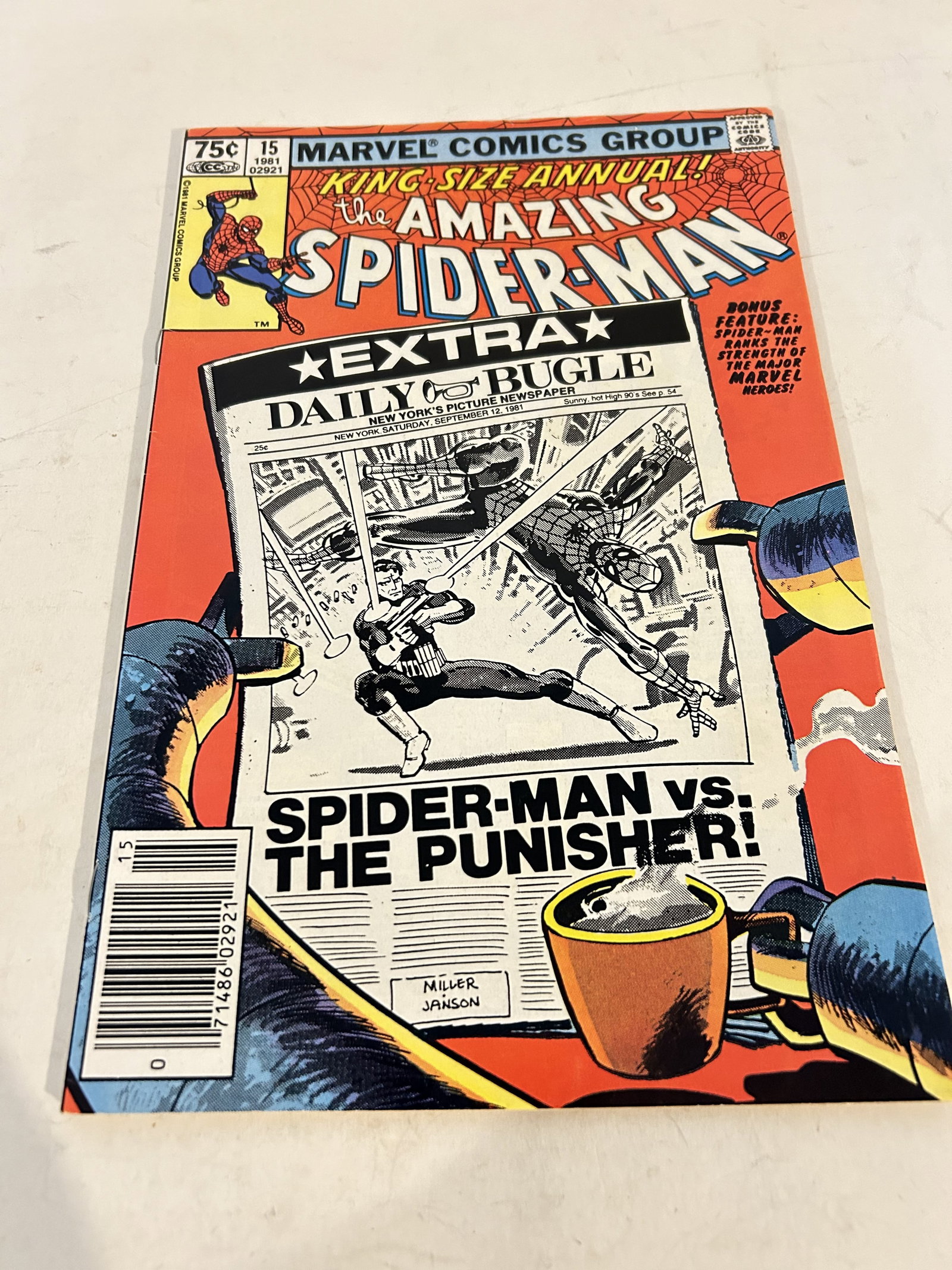 Amazing Spider-Man 1981 King-Size Annual 15. Frank Miller Art Punisher App: Amazing Spider-Man 1981 King-Size Annual 15. Frank Miller Art Punisher App Please view all photos as they are part of the description and condition of this Item, Feel free to contact me with questions