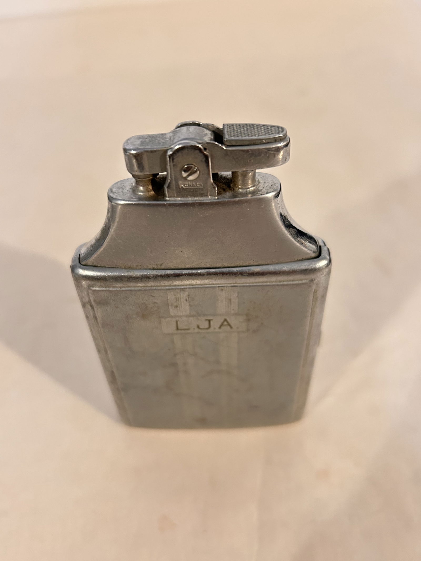 Vintage Ronson Cigarette Cas & lighter (1 of 5)