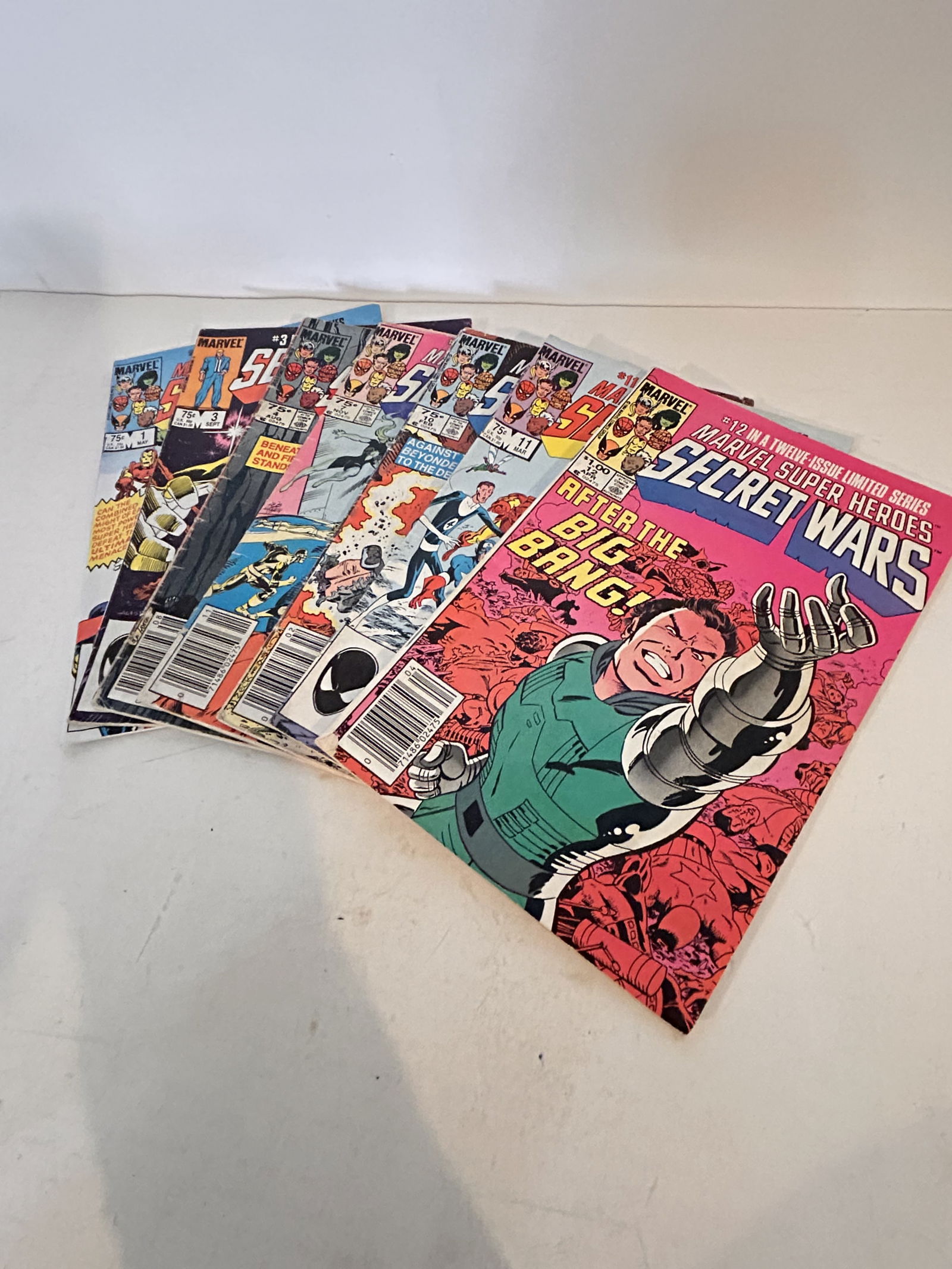 Vintage Comic Books Secret Wars 1,3,4,7,10,11,12 (1 of 12)