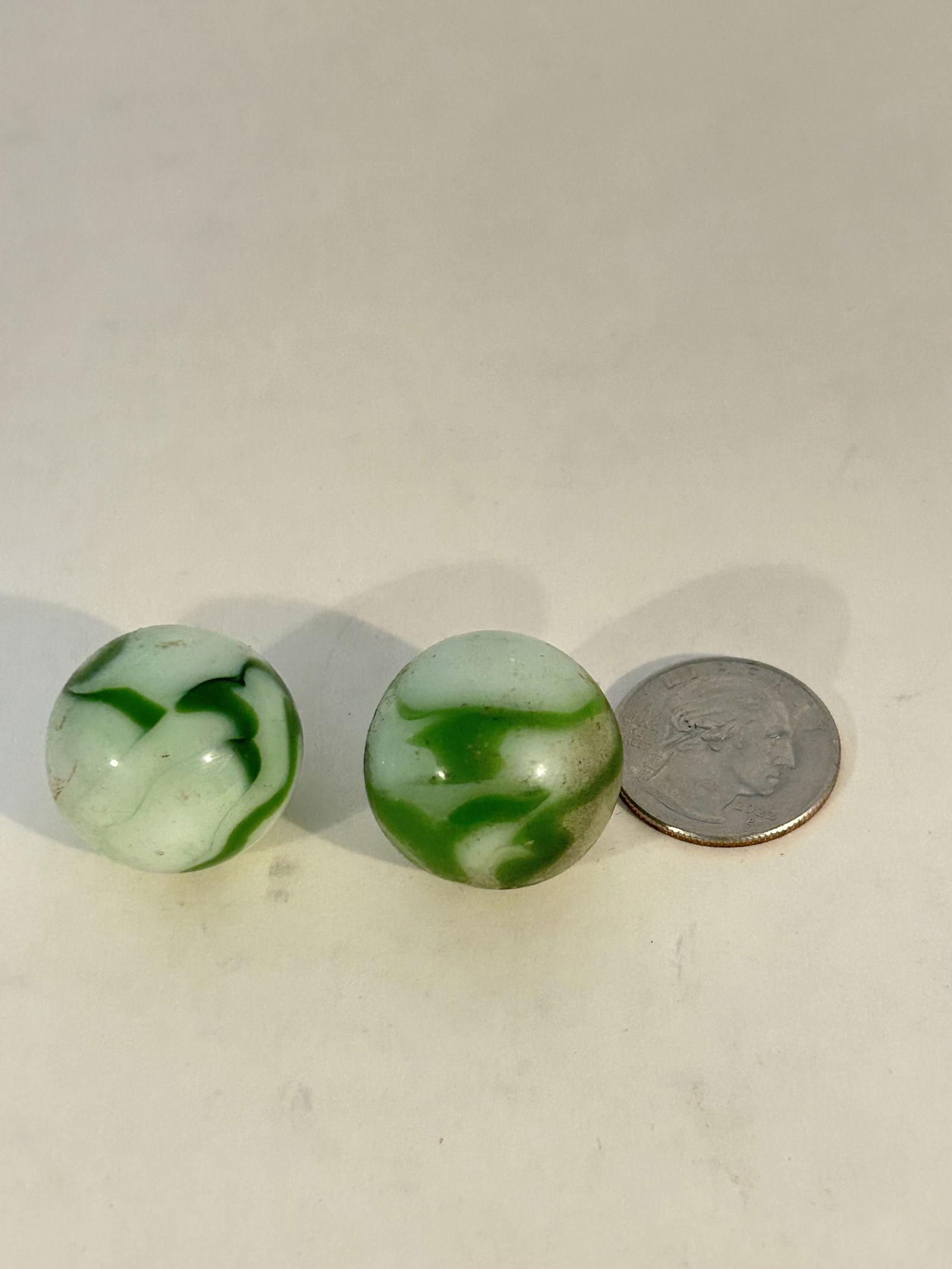 2 Vintage Agate Green Marbles (1 of 3)